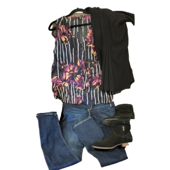 Milano Sleeveless Open Flap Floral/Striped Flowy Top Size L - Picture 2 of 10